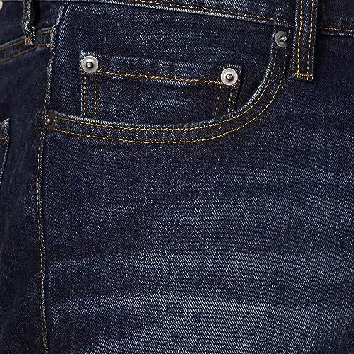 Amazon Essentials Men's Straight-Fit Stretch Jean, Medium Wash, 31W x 30L