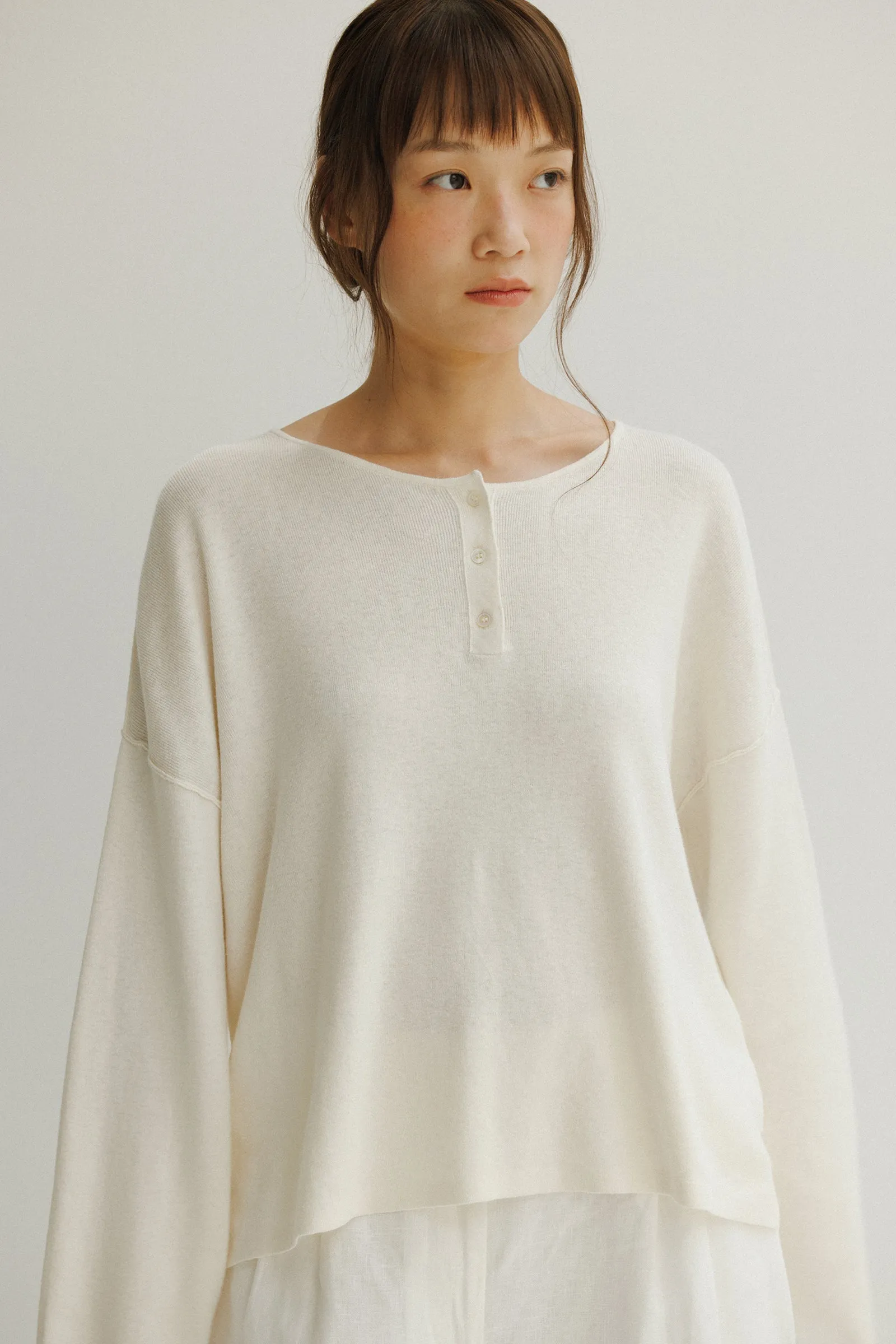 College Henley Top -- Organic Cotton • Linen