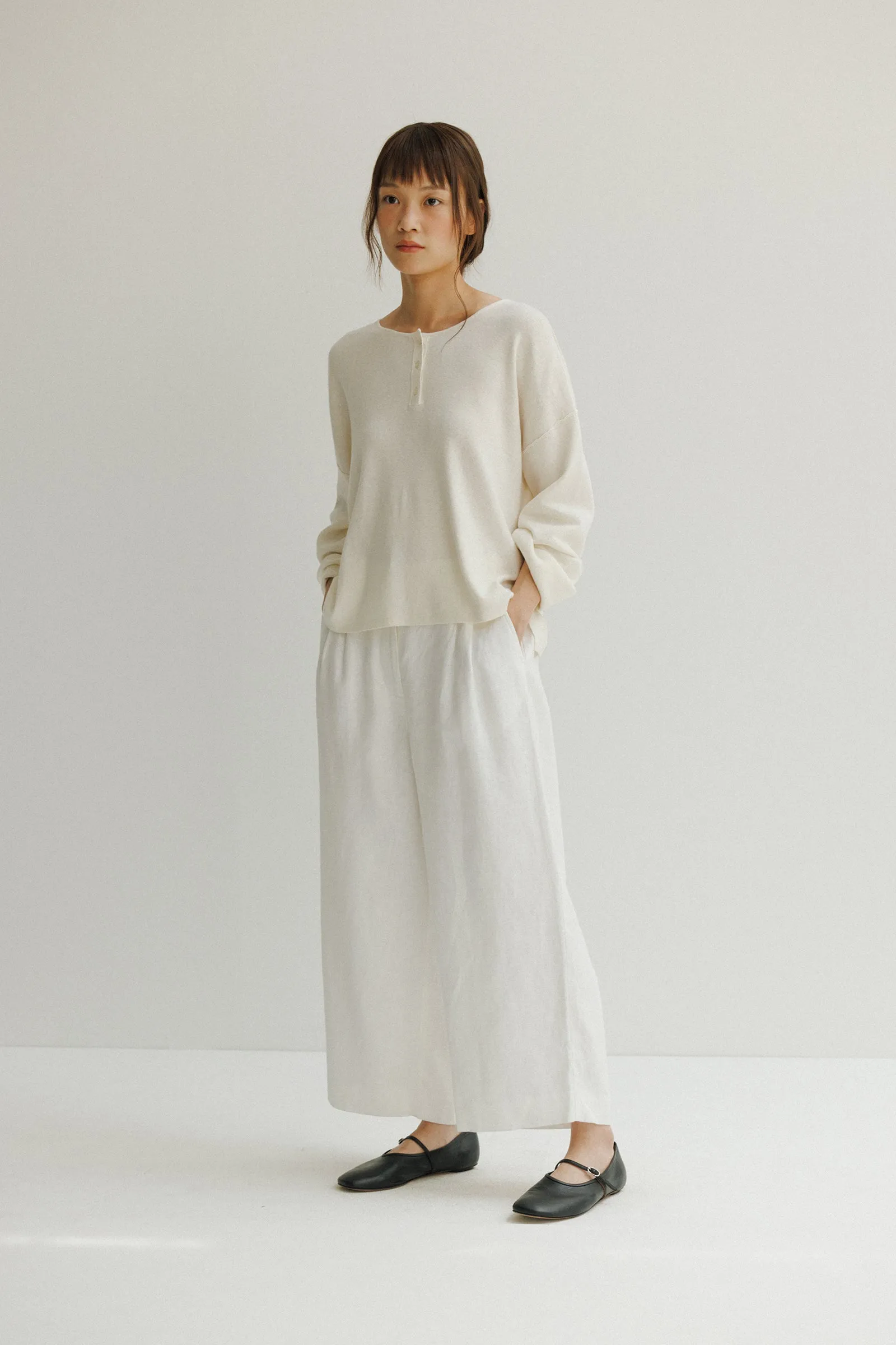 College Henley Top -- Organic Cotton • Linen