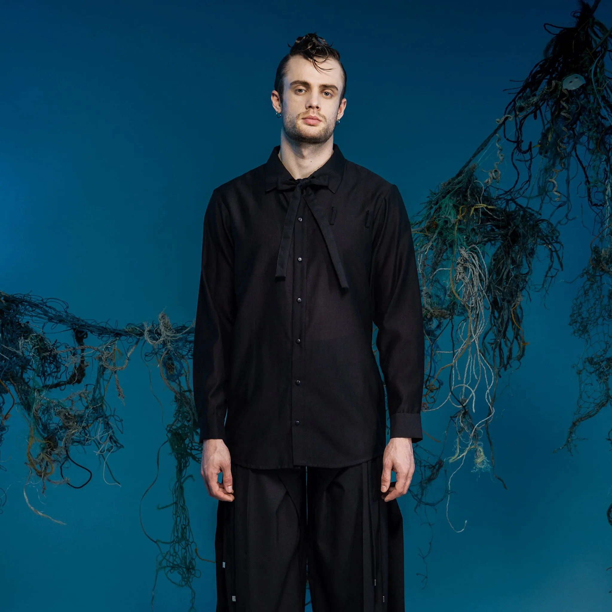 Deconstructed Collar Tie Shirt