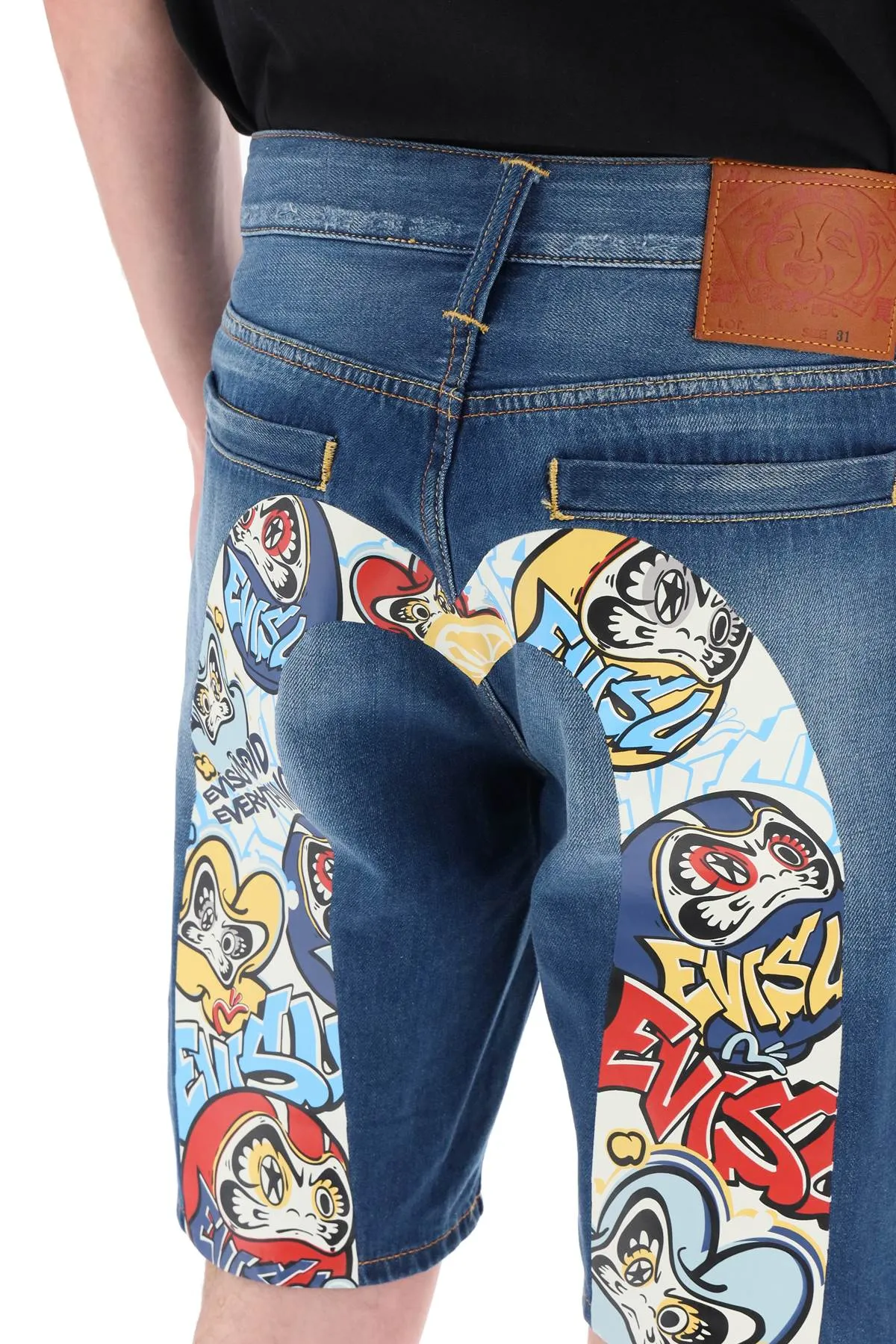 graffiti daruma denim shorts
