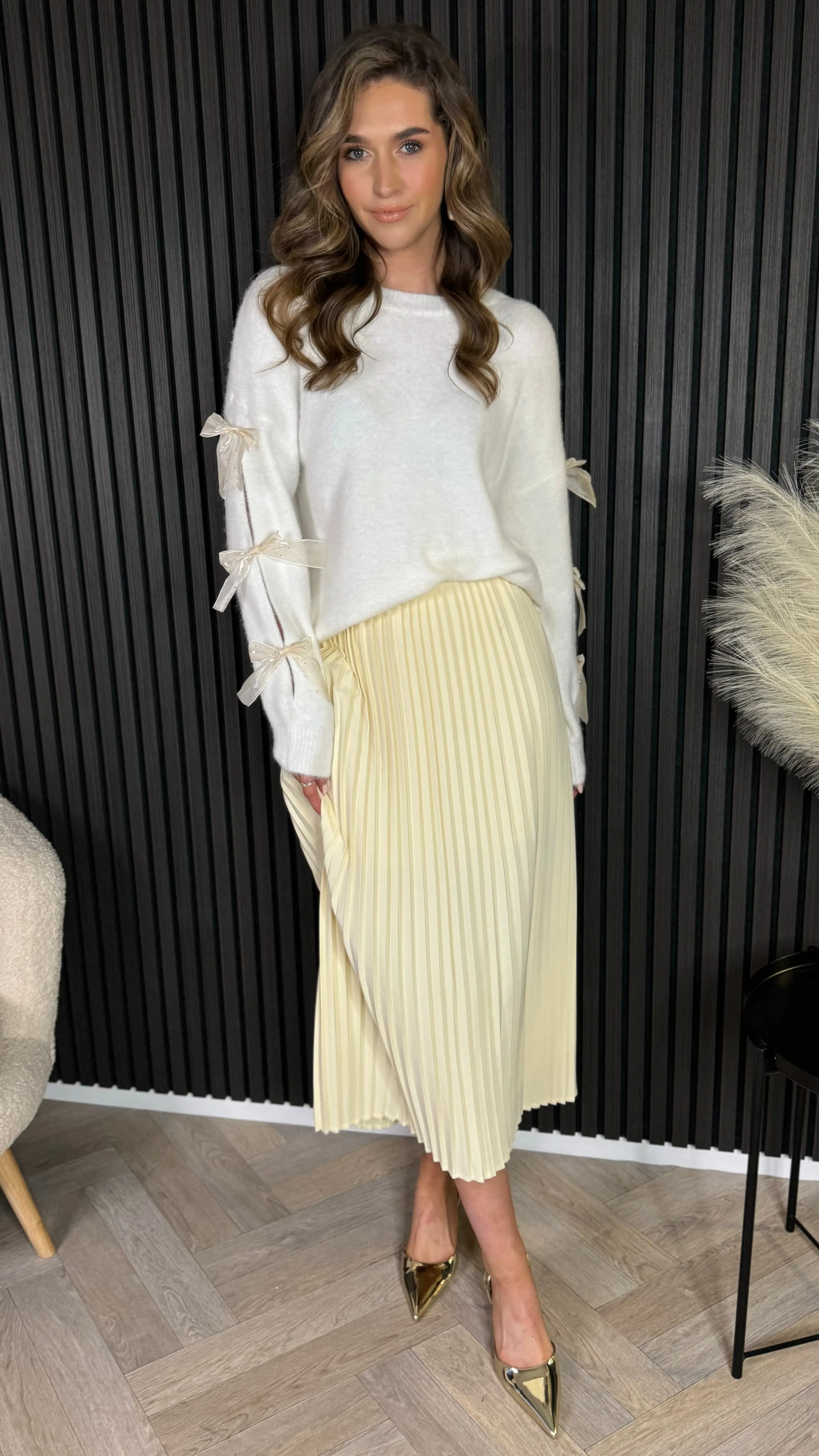 Julie Cream Bow sleeve Detail Jumper