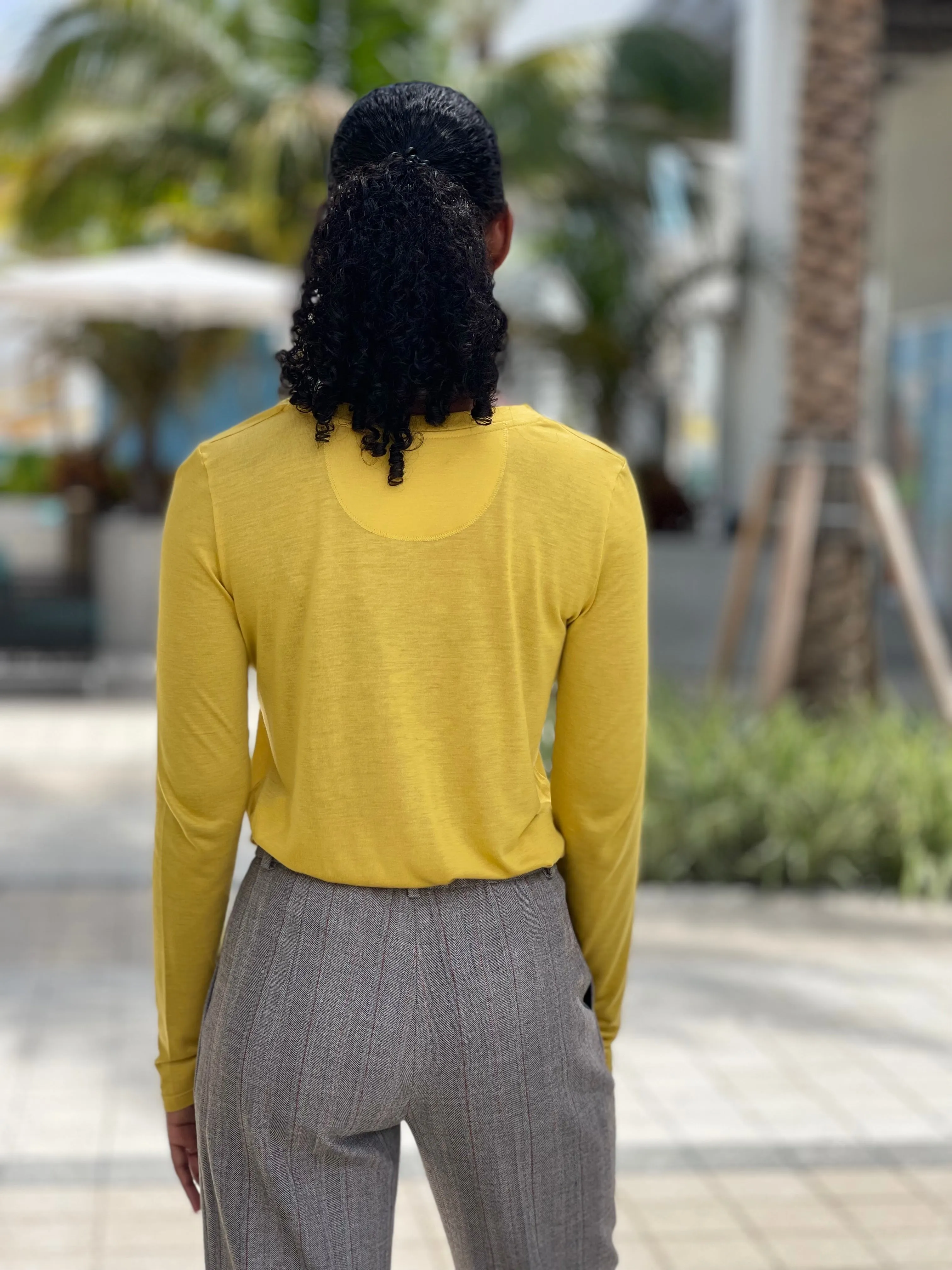Purottato V Neck T-Shirt Curcuma