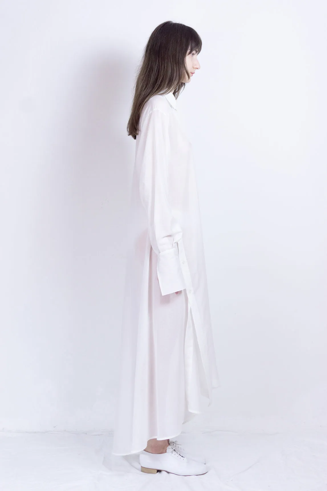 White silk elongated post-gender shirt