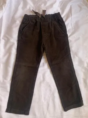 Zara kid brown jean size 4-5 years