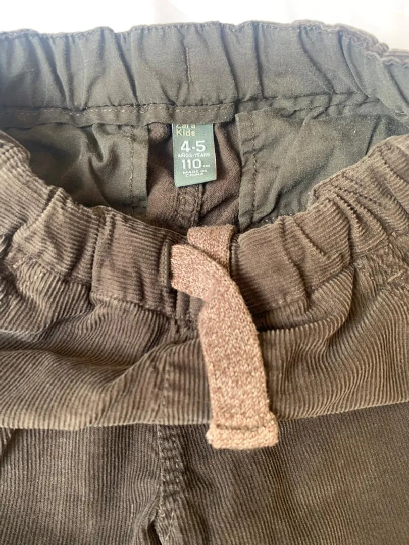 Zara kid brown jean size 4-5 years